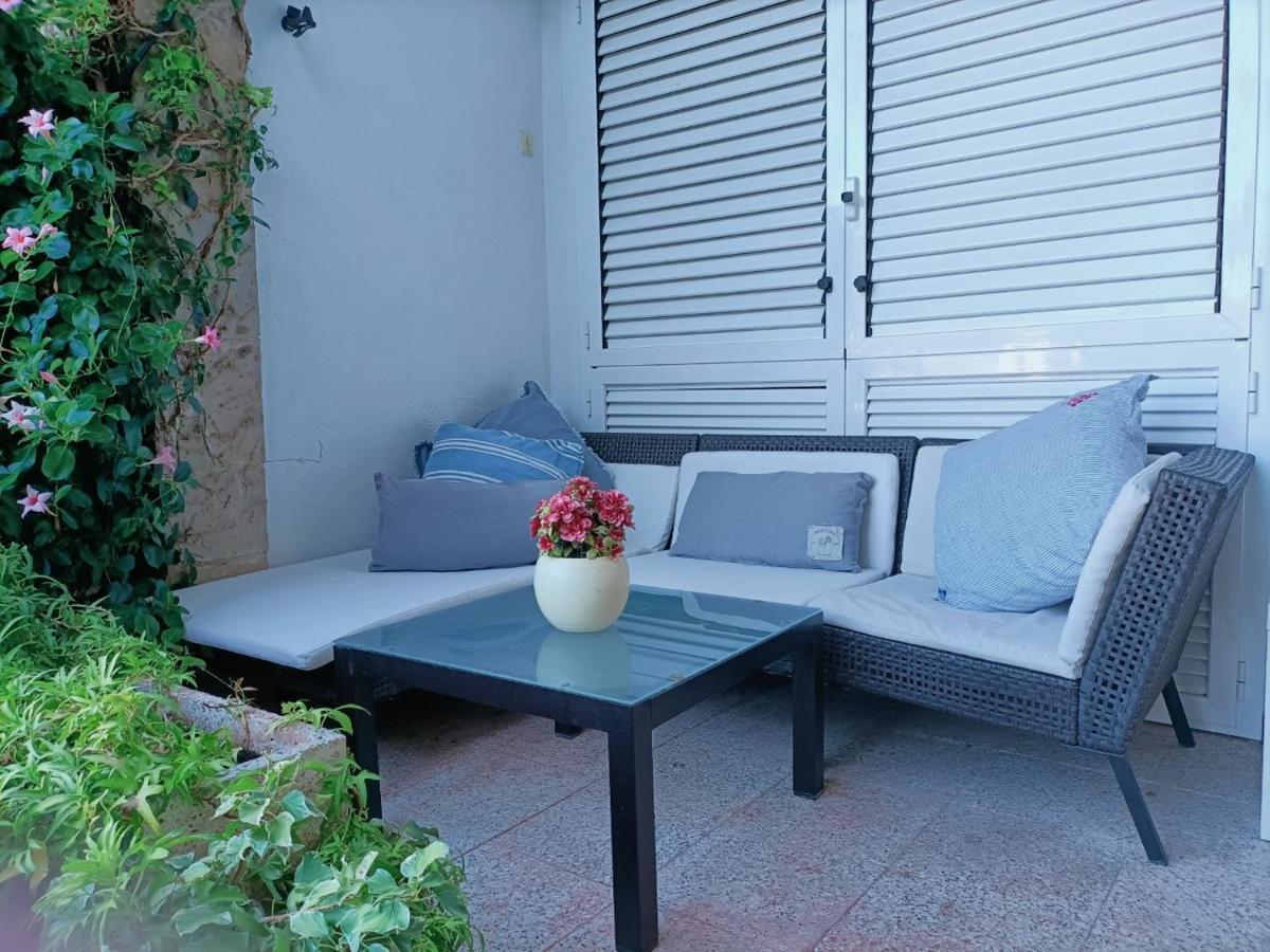 Casa familiar con piscina Pallejà Exterior foto