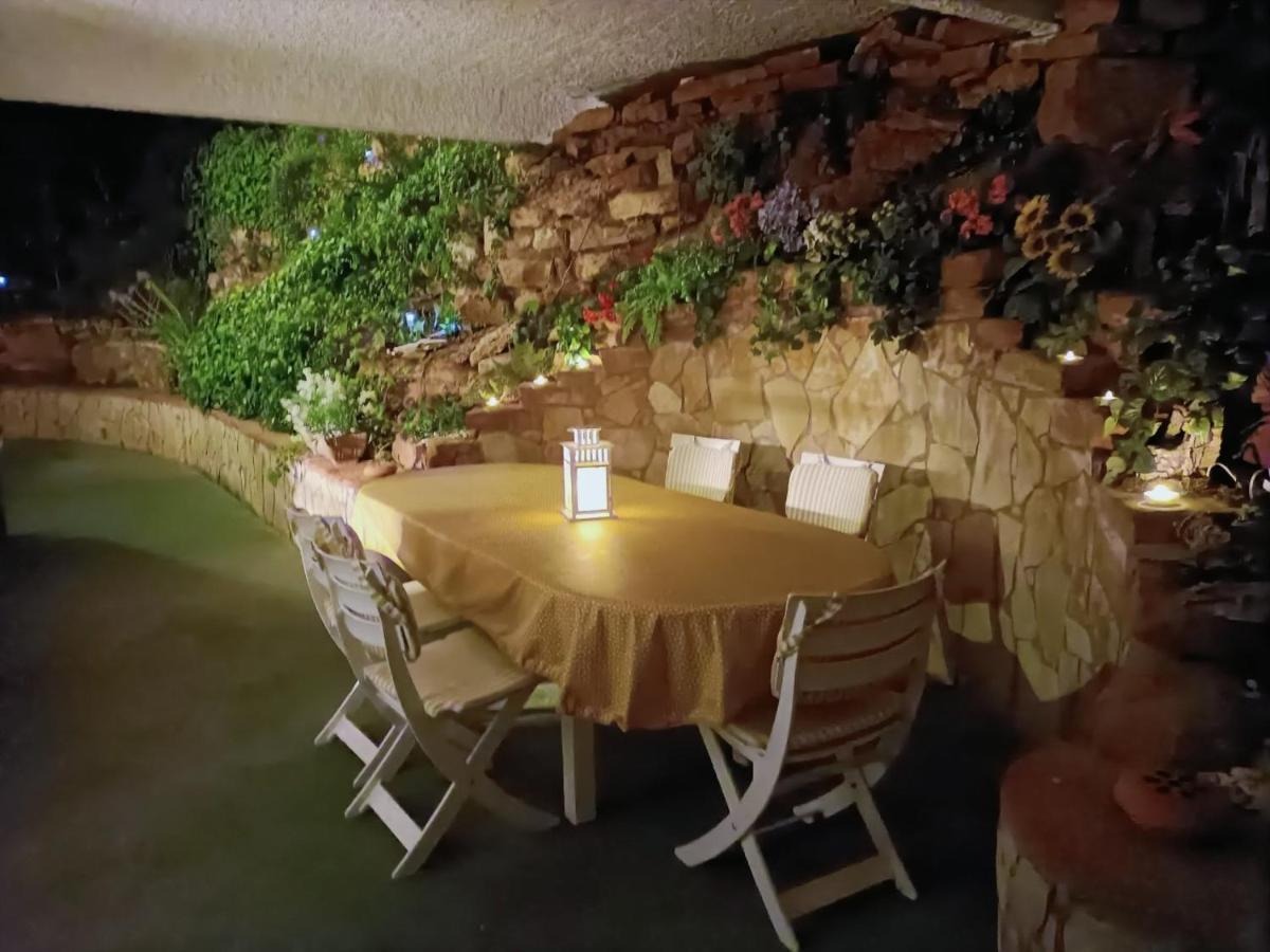 Casa familiar con piscina Pallejà Exterior foto
