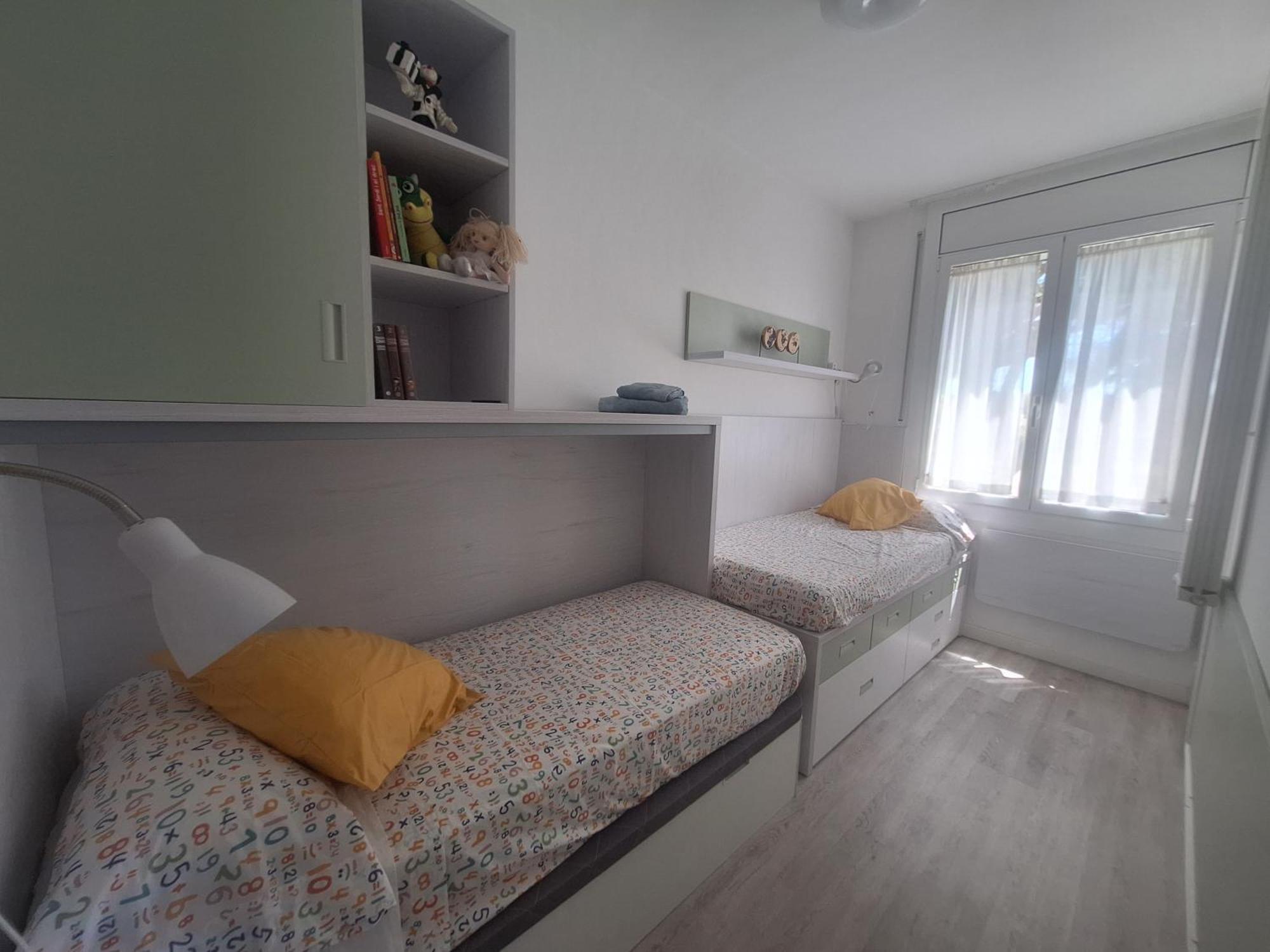 Casa familiar con piscina Pallejà Exterior foto