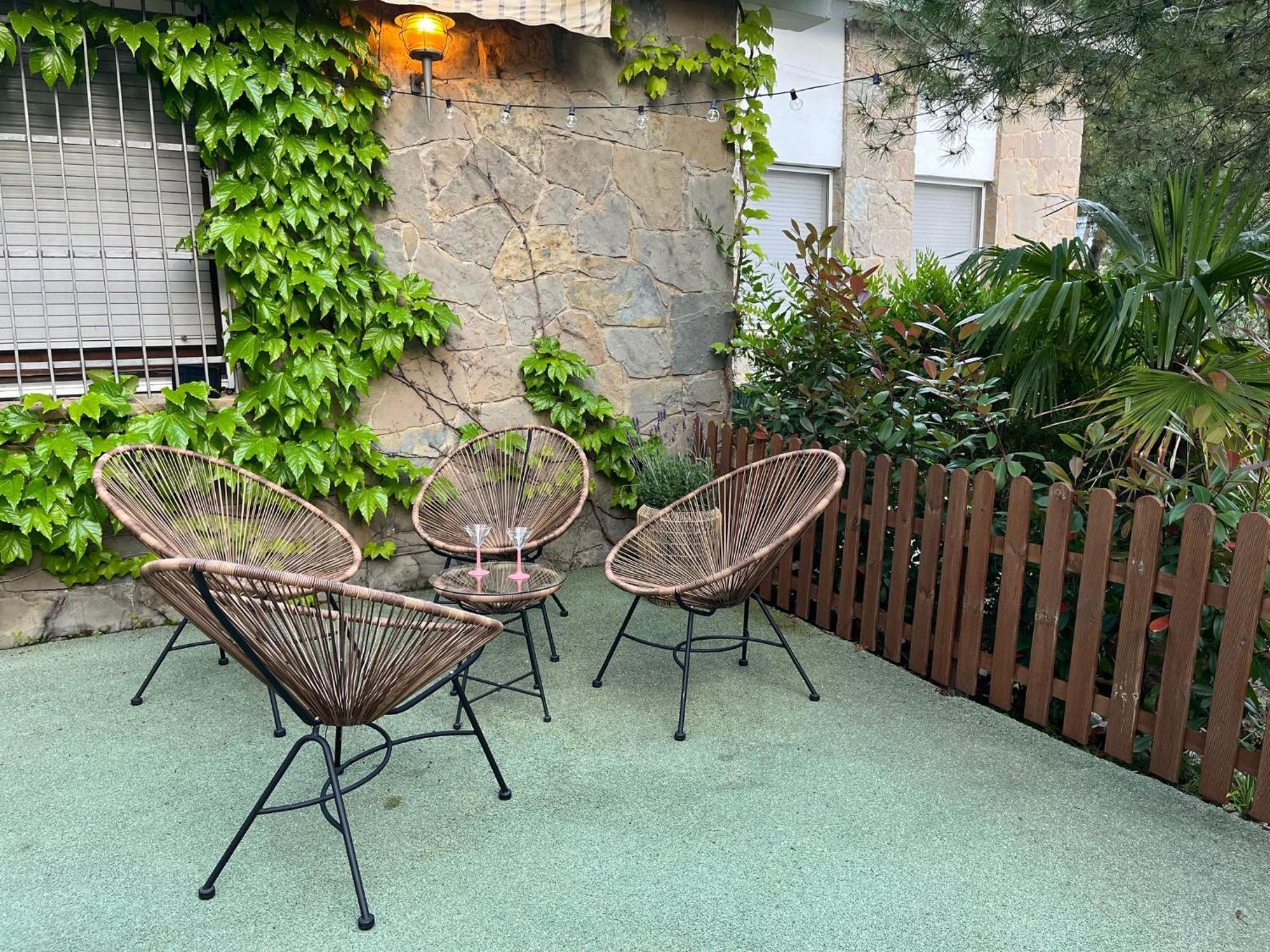 Casa familiar con piscina Pallejà Exterior foto